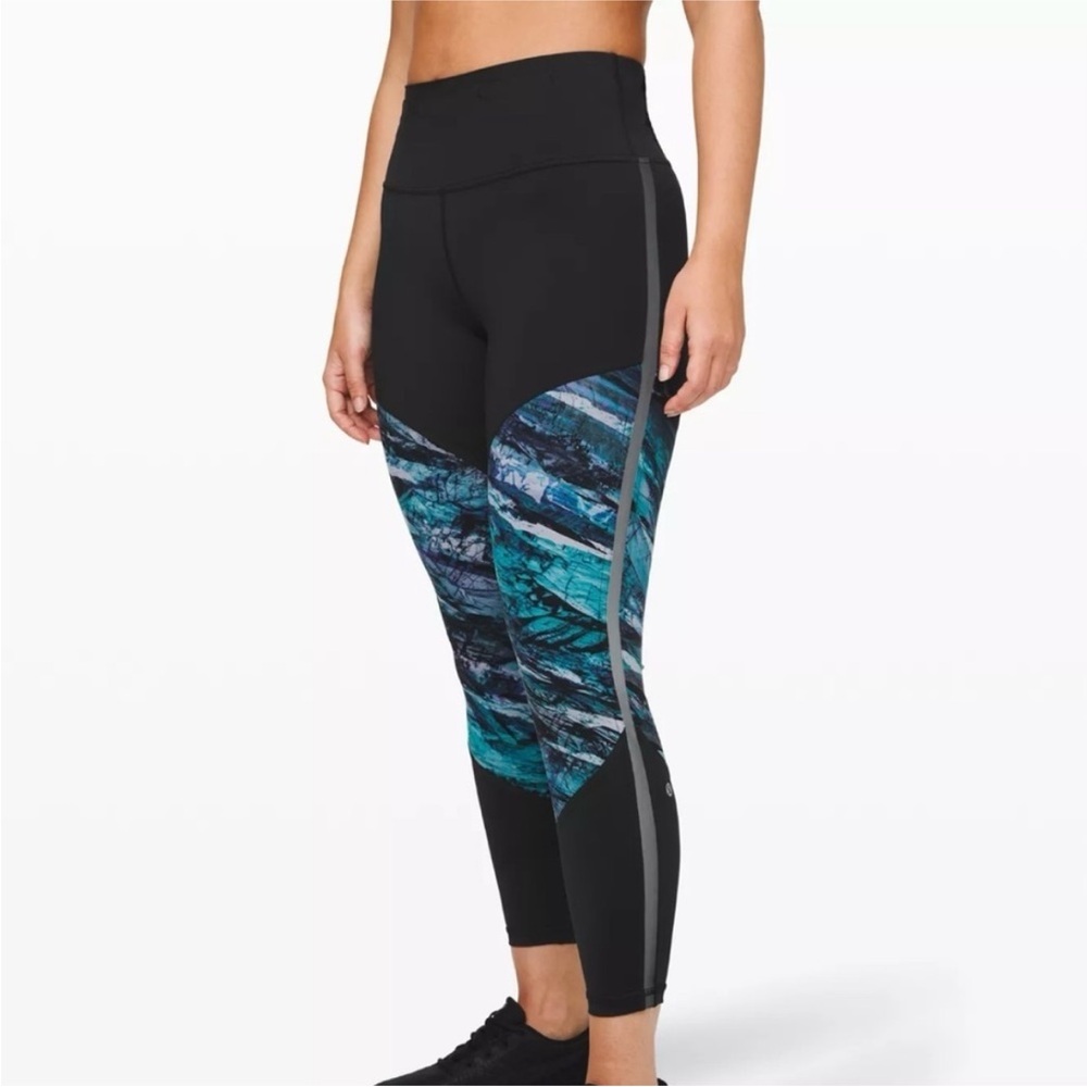 Lululemon Run To Reset Legging Frozen Island Blue Marble 4